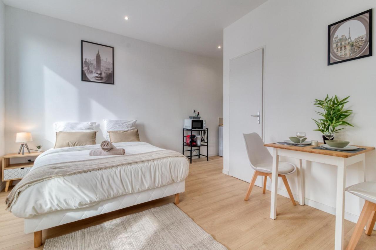 1225Location Apartment Cambrai Bagian luar foto
