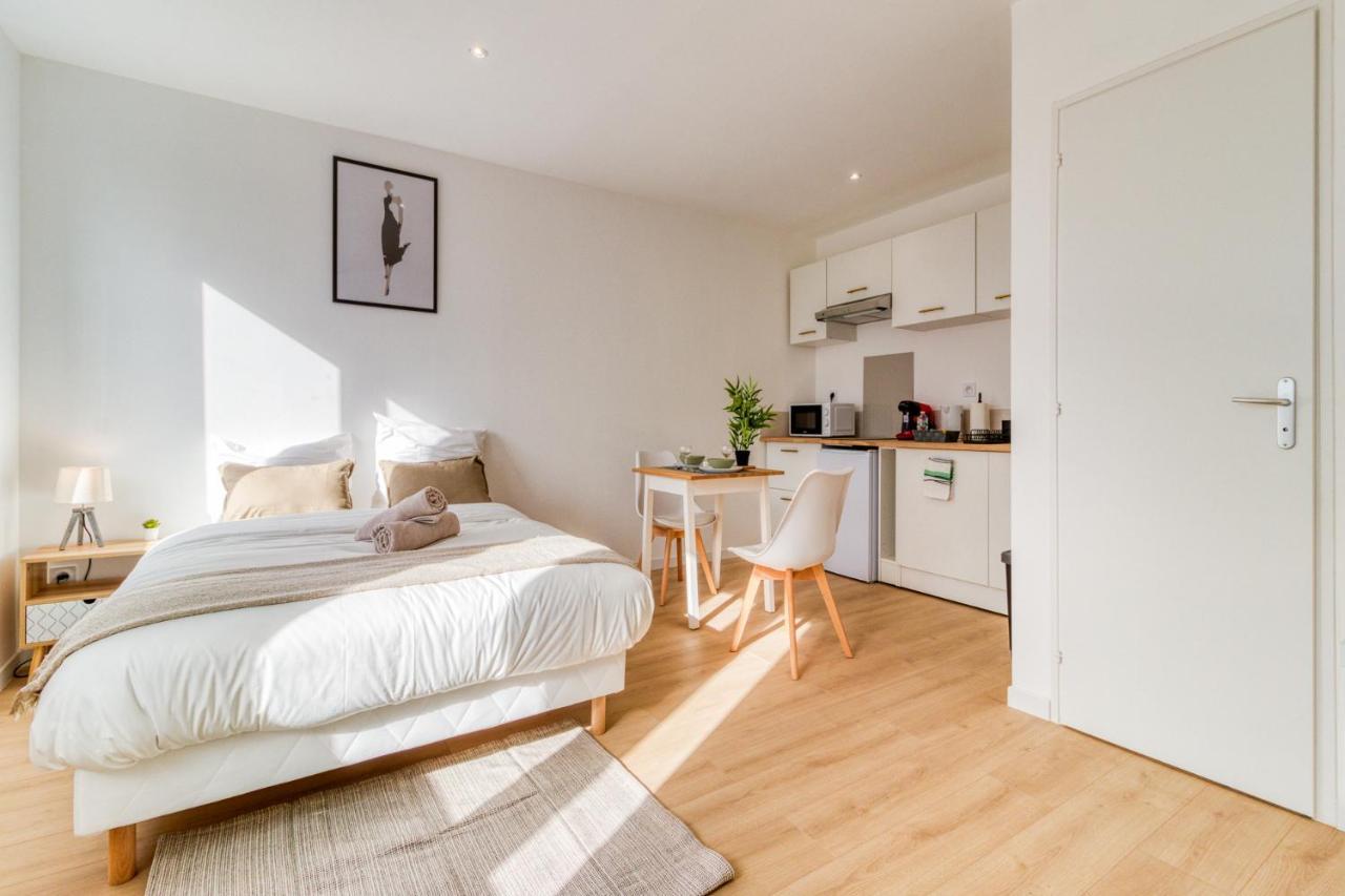 1225Location Apartment Cambrai Bagian luar foto